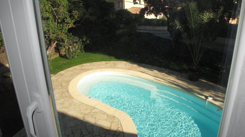 Appartement dans Villa St Raphael Saint-Raphaël Kamer foto