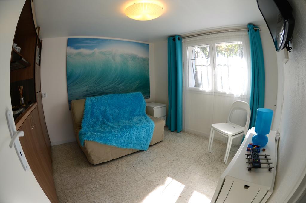 Appartement dans Villa St Raphael Saint-Raphaël Buitenkant foto