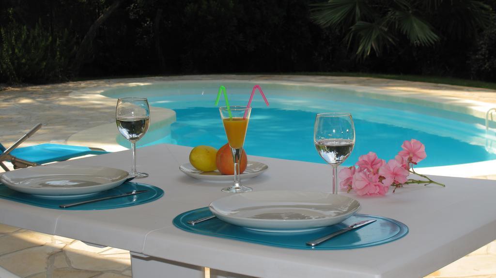 Appartement dans Villa St Raphael Saint-Raphaël Buitenkant foto